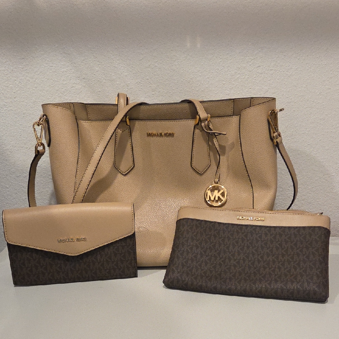 Michael Kors Tan And Brown Leather Tote With Matching Bags. New